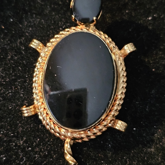 Black ONYX TURTLE STAMPED GOLD FILLED 2 INCH - Picture 5 of 6